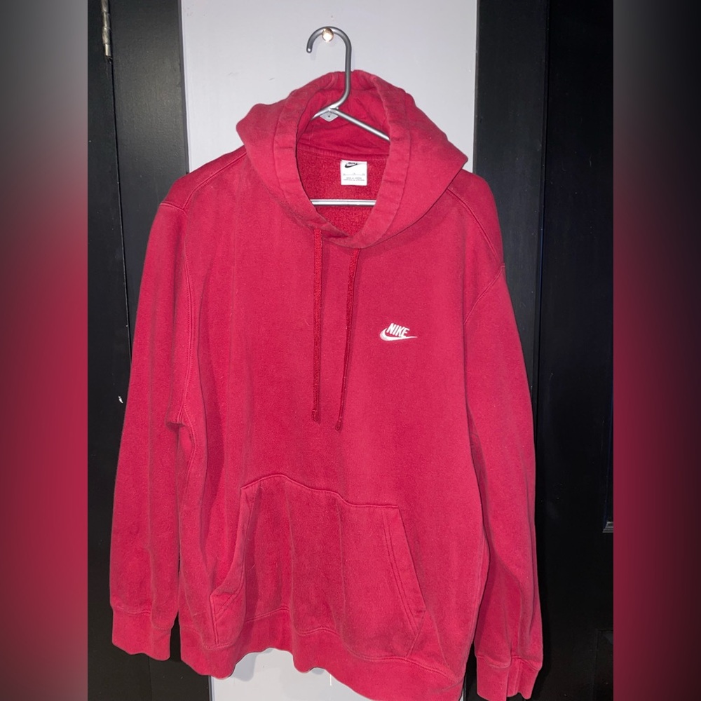 MENS Nike Crimson Sweatshirt